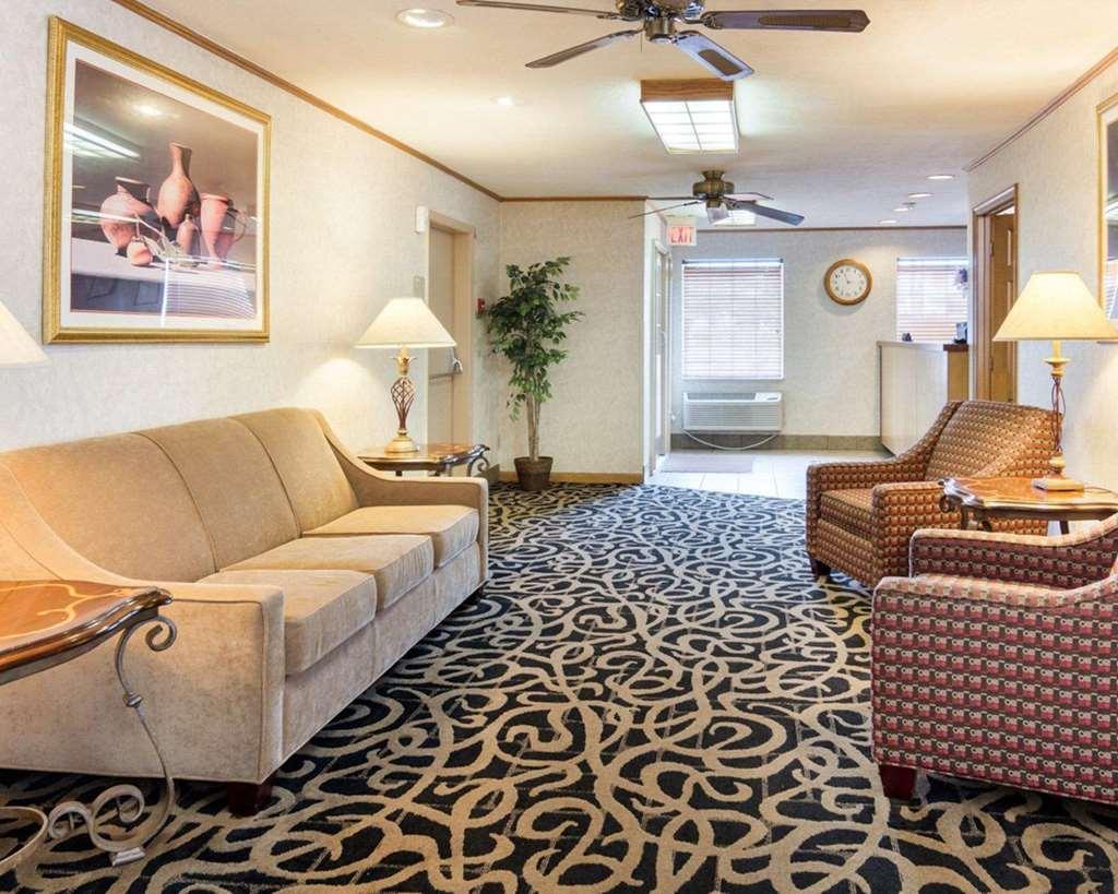 Quality Inn University Area Farmville Interior foto